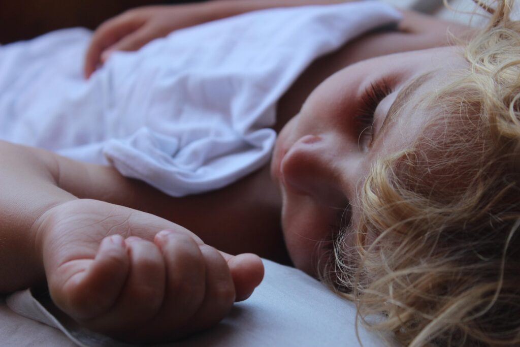 Beneficios emocionales de dormir bien